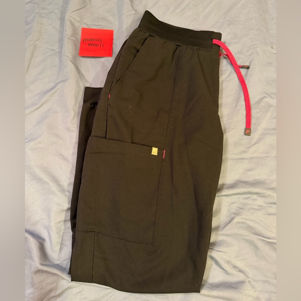 Women’s black Scrub Pants
